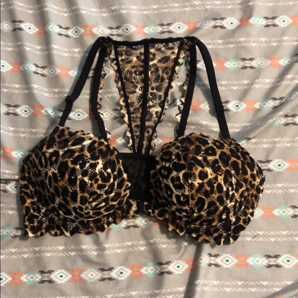 Victoria’s Secret PINK cheetah print bra